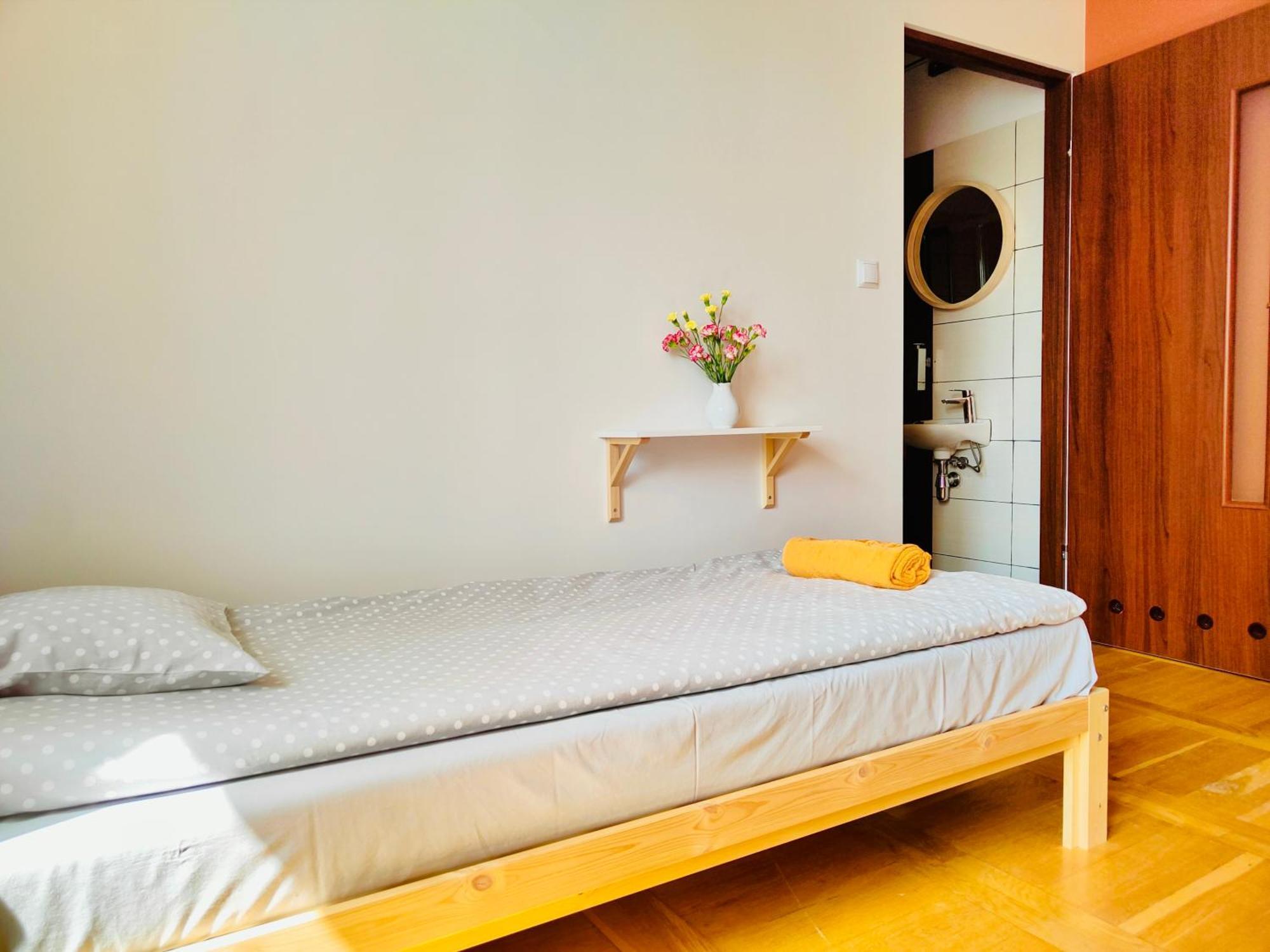 Dom Bez Scian Hotel Губин Екстериор снимка