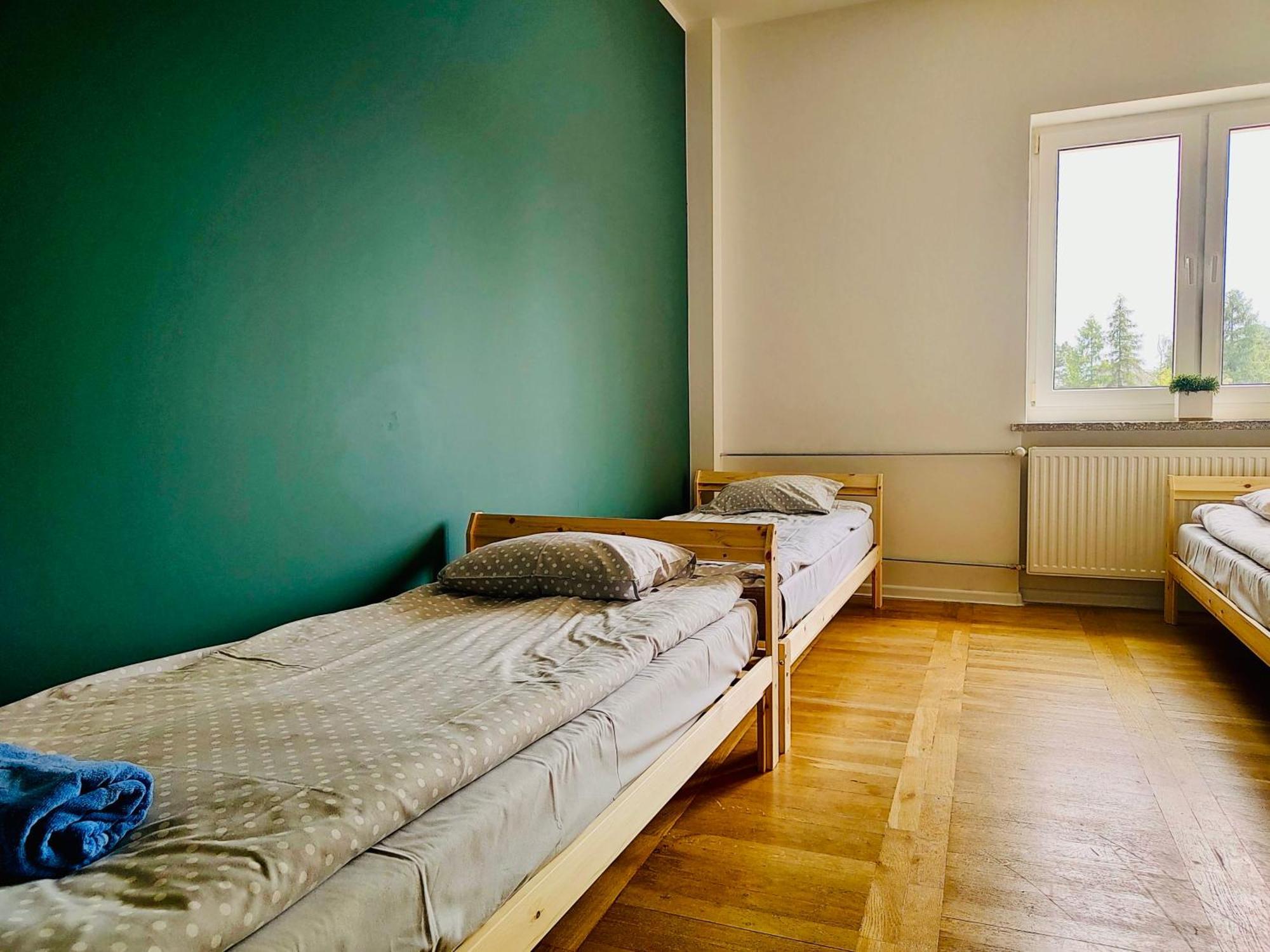 Dom Bez Scian Hotel Губин Екстериор снимка