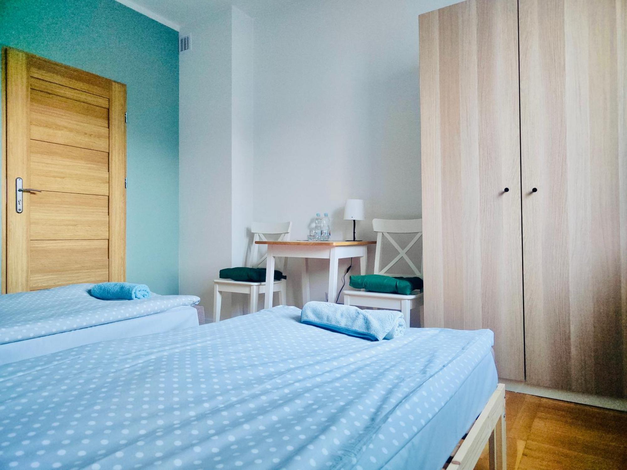 Dom Bez Scian Hotel Губин Екстериор снимка